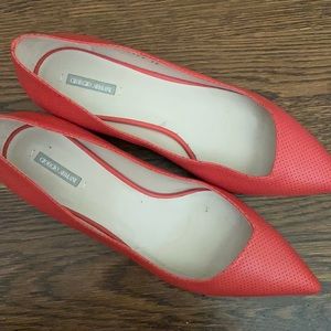 Preloved Giorgio Armani pink/red 1” heels